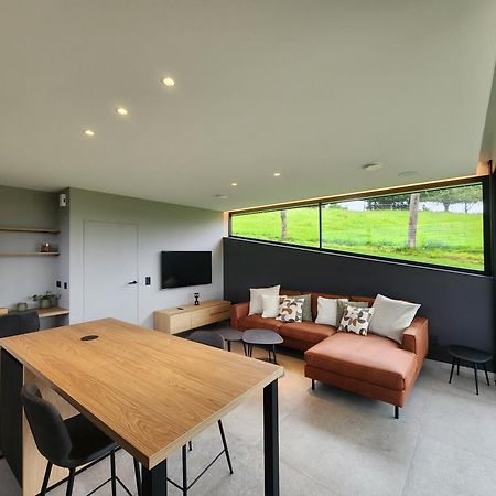 Lodge 323 Малмеди Екстериор снимка